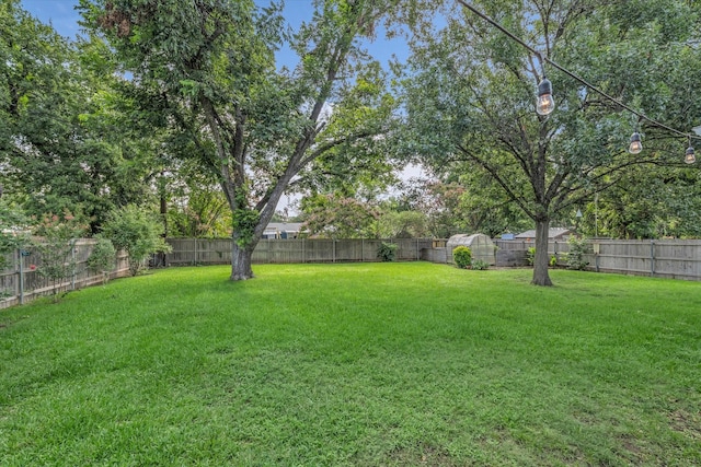 2113 Trinity Dr, Waco, TX 76710 - view of fenced backyard
