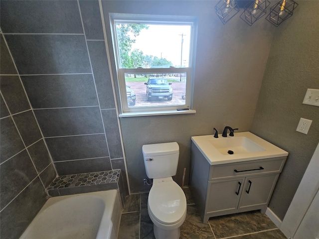 130 Jackson St N, Sulphur Springs, TX 75482 - full bath with vanity and a tile shower