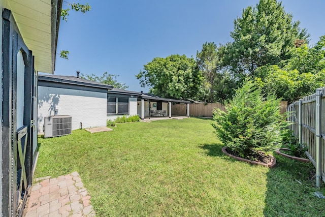 713 Keystone St, Mesquite, TX 75149 - fenced backyard featuring a patio area