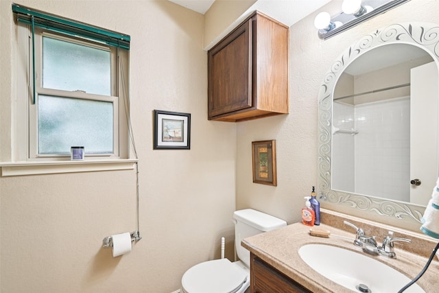 406 Anice Ln, Euless, TX 76039 - bathroom with vanity and a shower