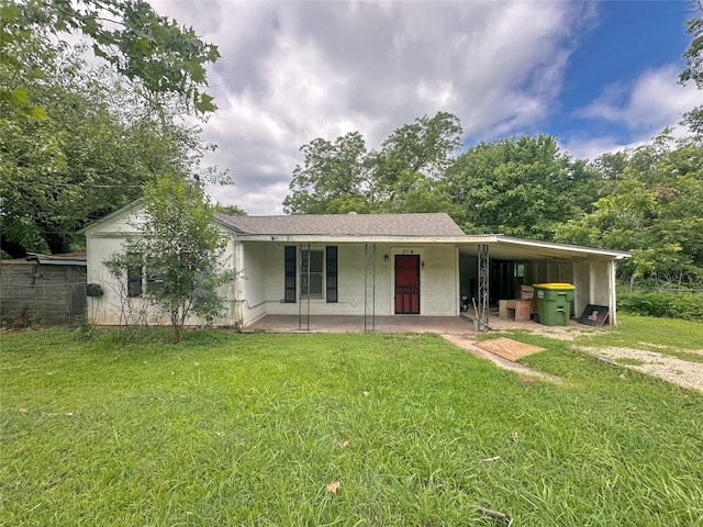 214 Fenton St, Waco, TX 76705 - single story home with a carport