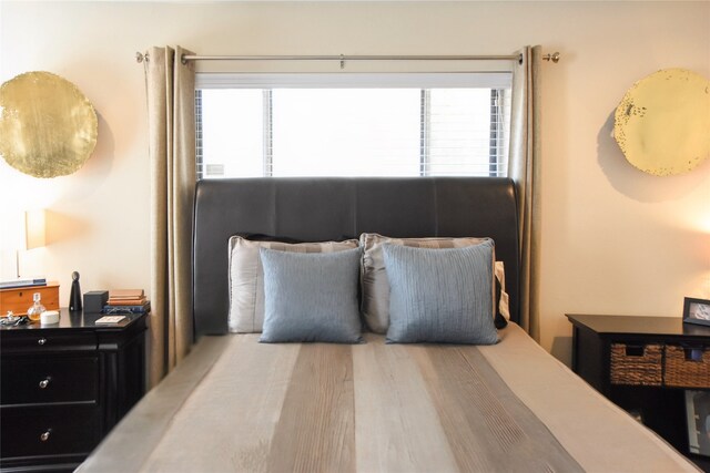 2542 Woodmere Dr, Dallas, TX 75233 - bedroom featuring wood finished floors