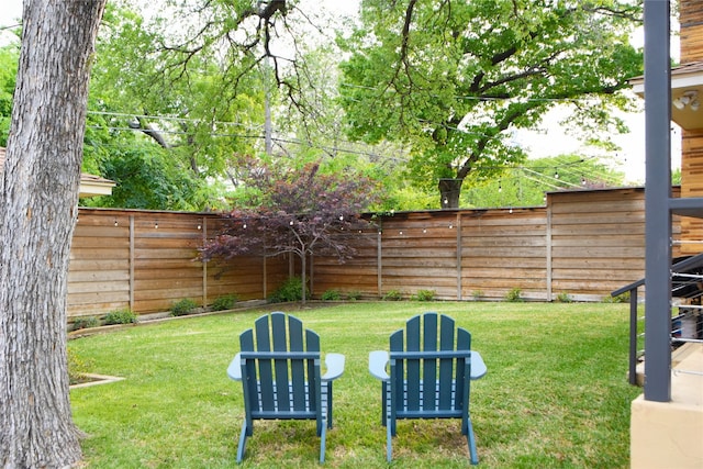 2542 Woodmere Dr, Dallas, TX 75233 - view of fenced backyard