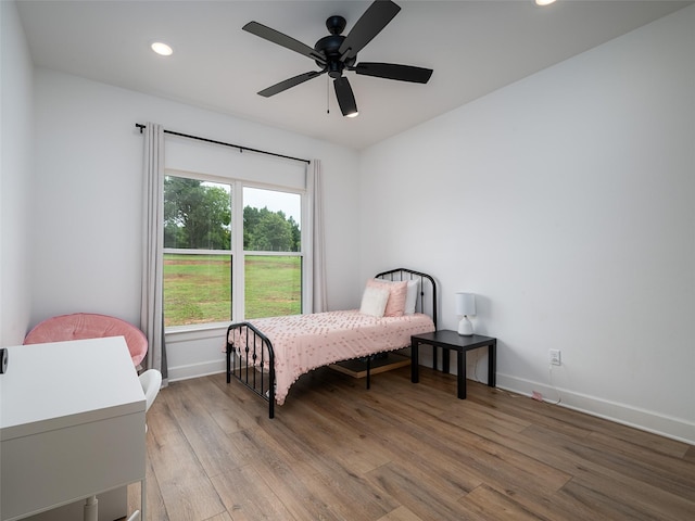 16652 Caeli Heights Ct, Winona, TX 75792 - bedroom featuring light wood finished floors, recessed lighting, and a ceiling fan