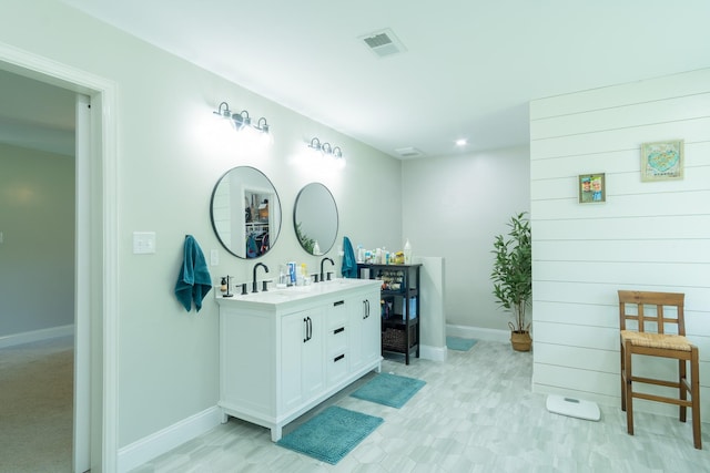 201 Roaring Springs Dr, Joshua, TX 76058 - full bath featuring double vanity and recessed lighting