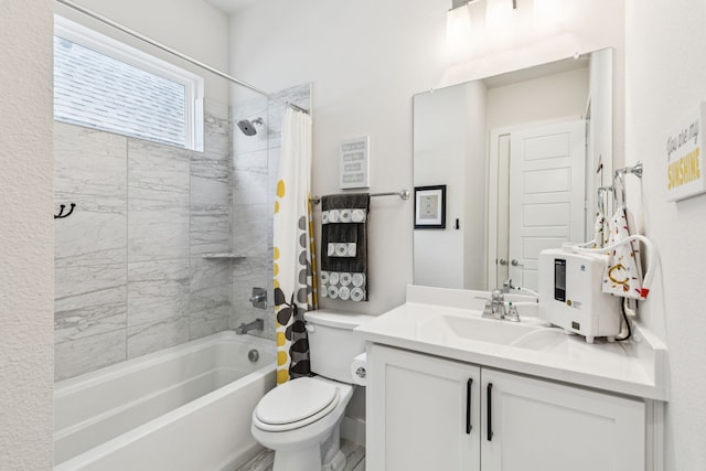 3364 Waverly Dr, Celina, TX 75009 - bathroom featuring shower / bath combo with shower curtain and vanity