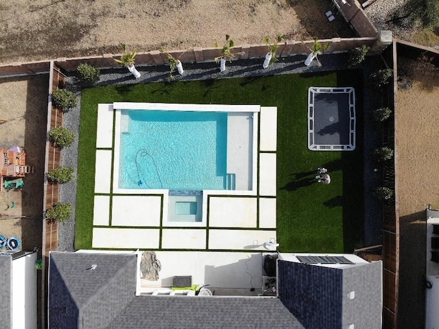 3364 Waverly Dr, Celina, TX 75009 - aerial view of a pool area