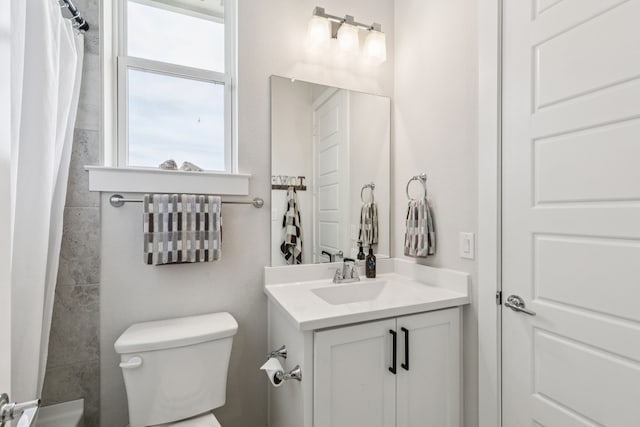 3364 Waverly Dr, Celina, TX 75009 - bathroom featuring vanity and curtained shower