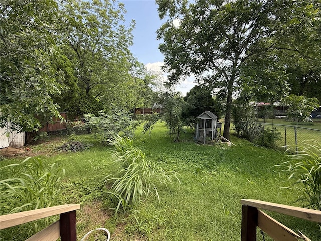 7032 Wofford Ave, Dallas, TX 75227 - view of yard