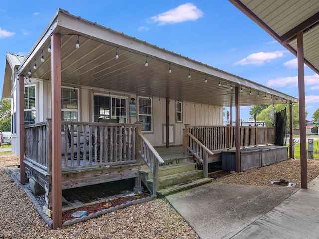 1045 Pelican Isle Dr, Kerens, TX 75144 - view of wooden deck
