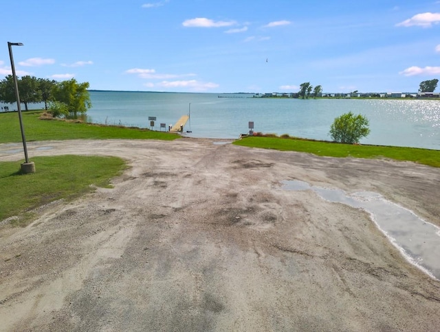 1045 Pelican Isle Dr, Kerens, TX 75144 - water view