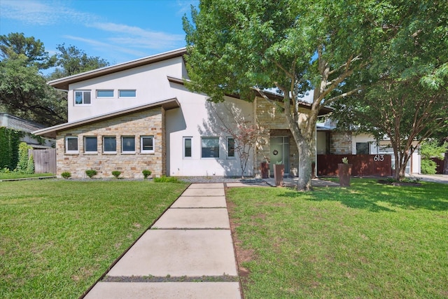 613 N Bailey Ave, Fort Worth, TX 76107 - mid-century inspired home featuring stone siding and stucco siding