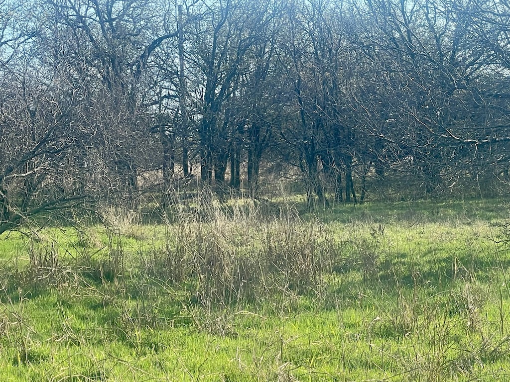 01 Denver Rd, Sunset, TX 76270