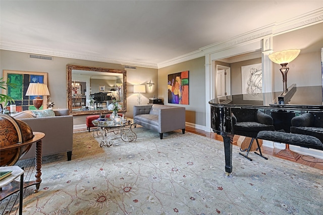 3525 Turtle Creek Blvd Unit 4E, Dallas, TX 75219 - living area featuring crown molding and baseboards
