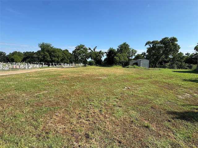 203 Oak St, Honey Grove, TX 75446