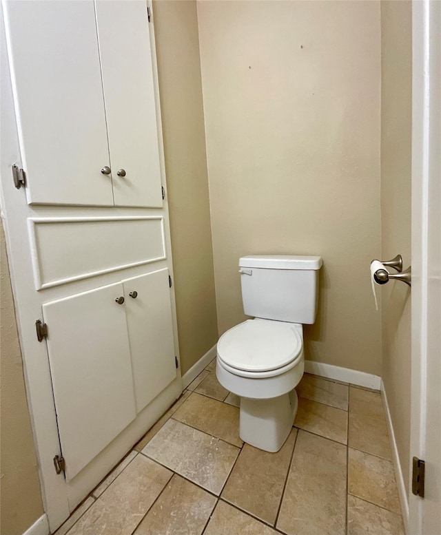 1410 Yarborough Dr, Sherman, TX 75092 - bathroom with toilet and baseboards