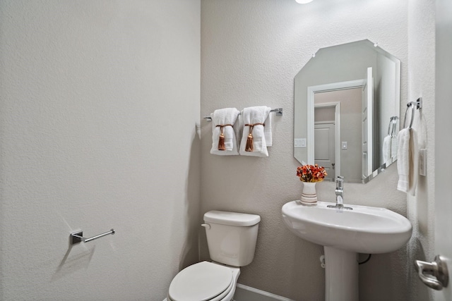 3680 Twin Pines Dr, Grand Prairie, TX 76065 - bathroom featuring toilet
