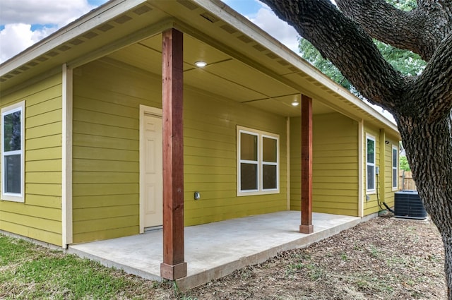 2621 Canton Dr, Fort Worth, TX 76112 - view of patio