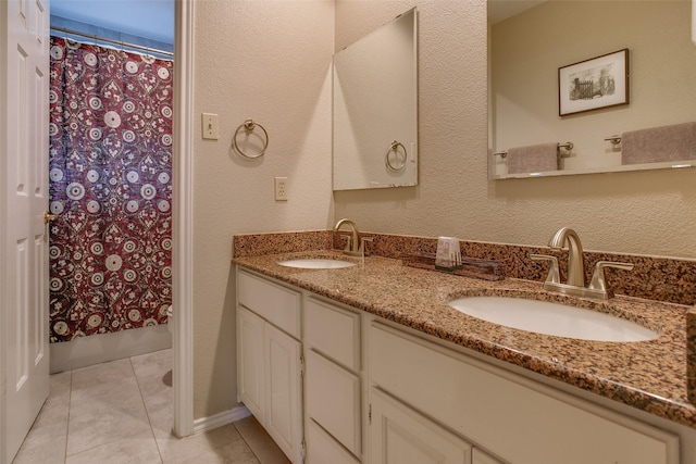 18423 Rain Dance Trl, Dallas, TX 75252 - full bath featuring double vanity and a textured wall