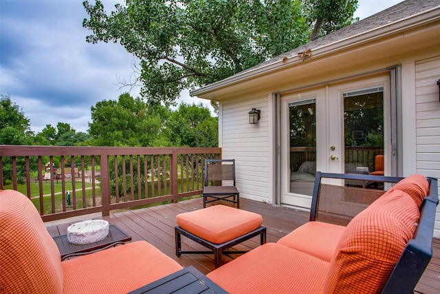 18423 Rain Dance Trl, Dallas, TX 75252 - view of wooden terrace