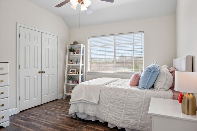 204 Oregon Trl, Argyle, TX 76226 - bedroom featuring dark wood-style flooring, a closet, a ceiling fan, and vaulted ceiling