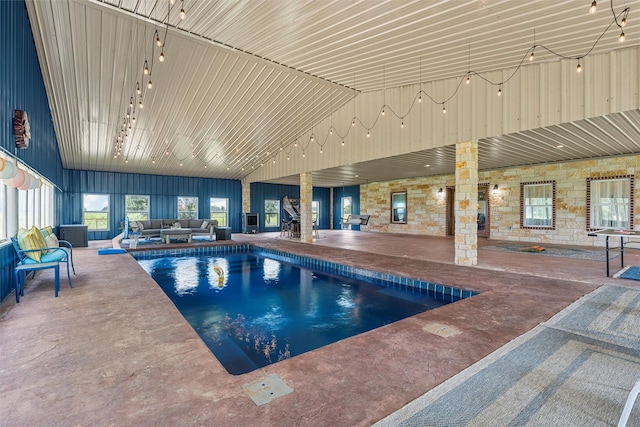 139 County Road 376, Lott, TX 76656 - view of indoor pool