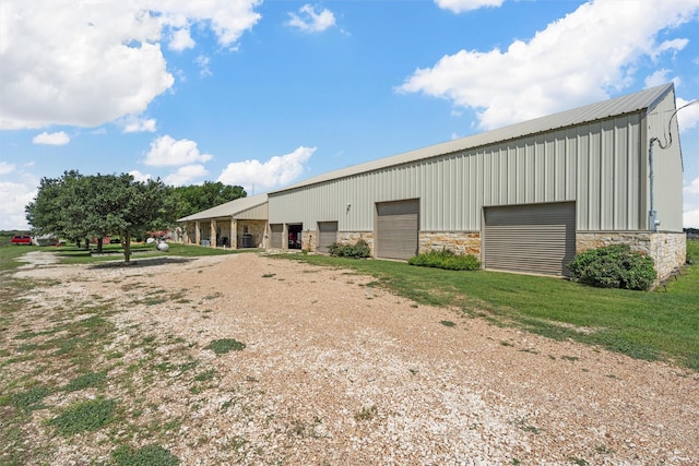 139 County Road 376, Lott, TX 76656 - view of pole building