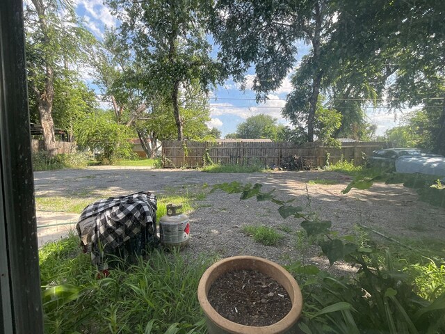 1814 E Belt Line Rd, Carrollton, TX 75006 - view of yard