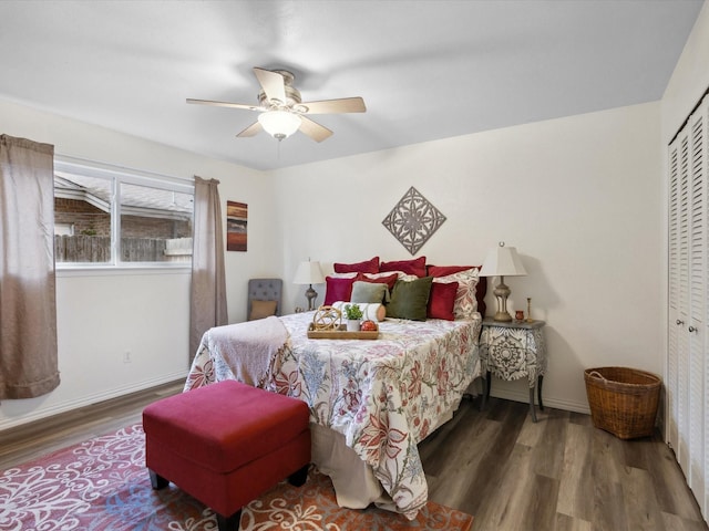 3207 Lynnwood Dr, Arlington, TX 76013 - bedroom with wood finished floors, a closet, and ceiling fan