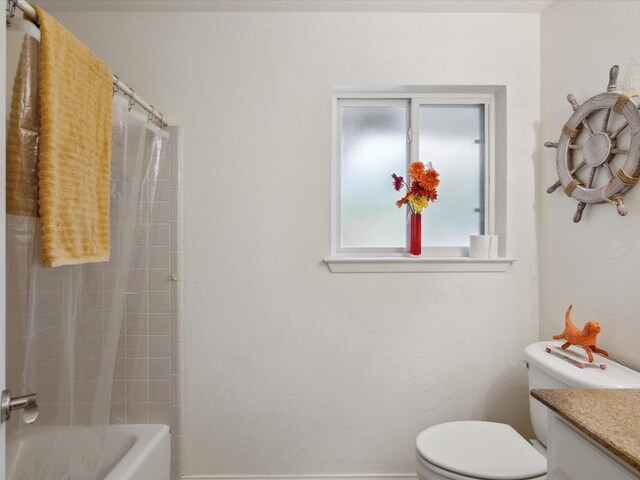 3207 Lynnwood Dr, Arlington, TX 76013 - bathroom featuring vanity and washtub / shower combination
