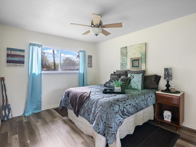 3207 Lynnwood Dr, Arlington, TX 76013 - bedroom featuring wood finished floors and ceiling fan