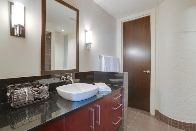 2600 W 7th St Unit 2452, Fort Worth, TX 76107 - bathroom with vanity and tile patterned flooring