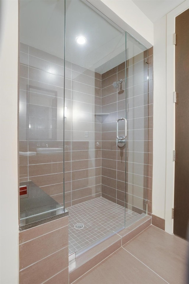 2600 W 7th St Unit 2452, Fort Worth, TX 76107 - full bath featuring a shower stall and recessed lighting