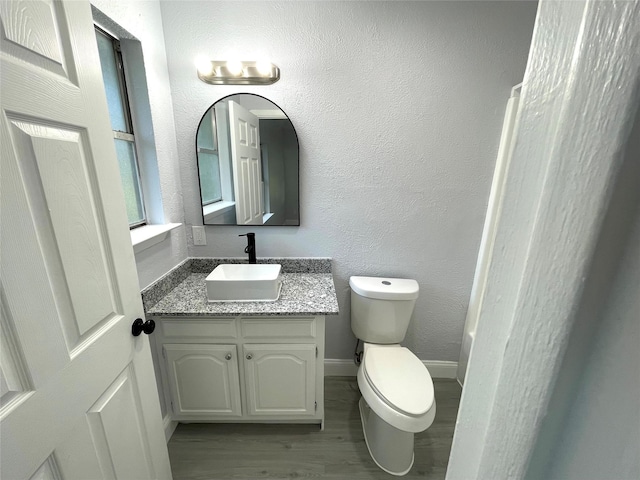 5146 Fm 879, Palmer, TX 75152 - bathroom featuring wood finished floors and vanity