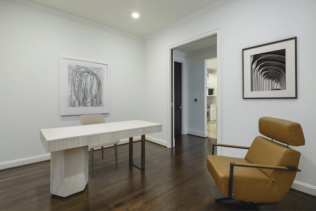 2555 N Pearl St Unit 1101, Dallas, TX 75201 - office with ornamental molding, dark wood-style floors, and recessed lighting
