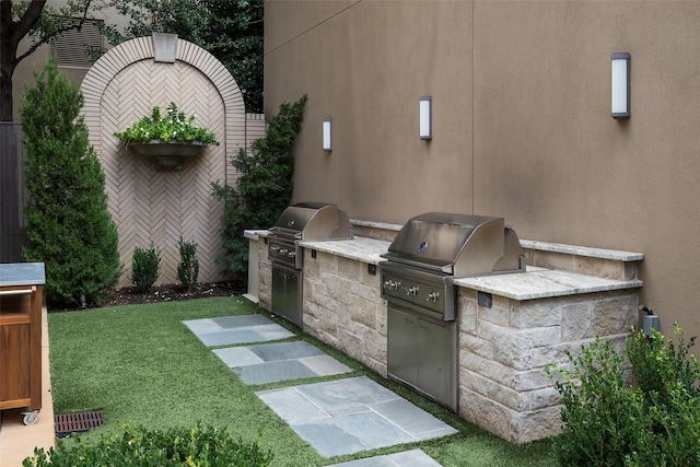 2555 N Pearl St Unit 1101, Dallas, TX 75201 - view of patio featuring area for grilling