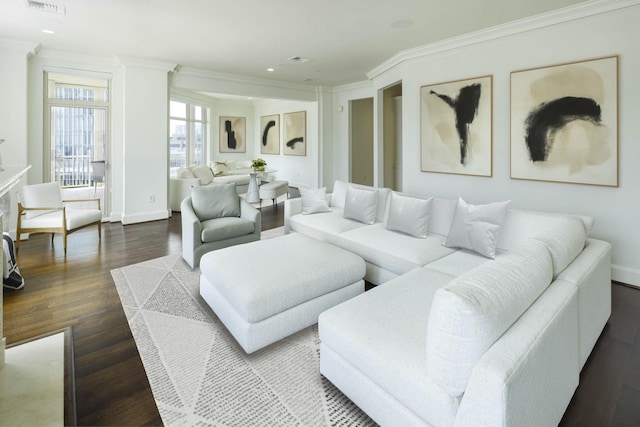 2555 N Pearl St Unit 1101, Dallas, TX 75201 - living area featuring ornamental molding, wood finished floors, and recessed lighting