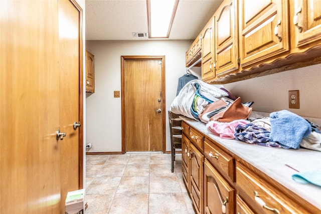 1237 Linkwood Ln, Lancaster, TX 75146 - view of laundry area