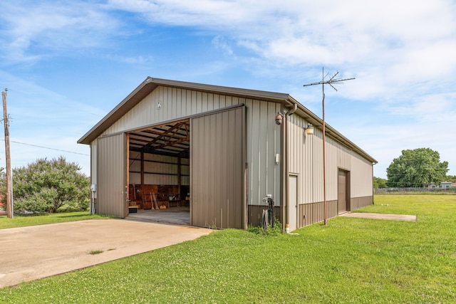 1707 Ponderosa Trl, Sachse, TX 75048 - view of pole building with a yard
