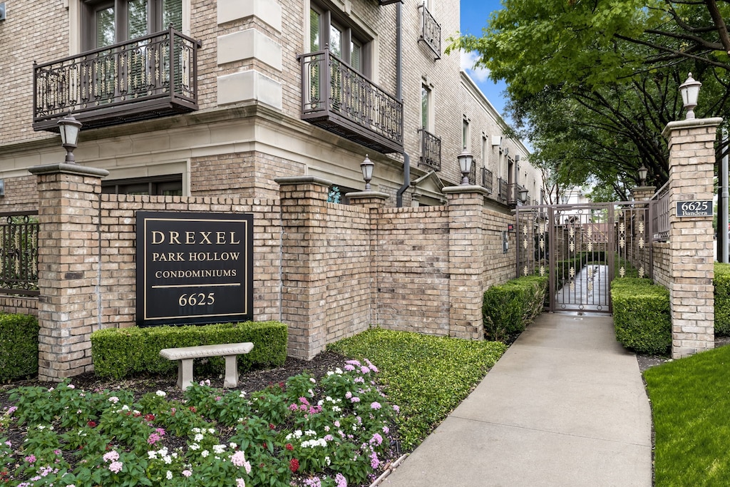 6625 Bandera Ave Unit 1A, Dallas, TX 75225 - community sign with a gate and a garage