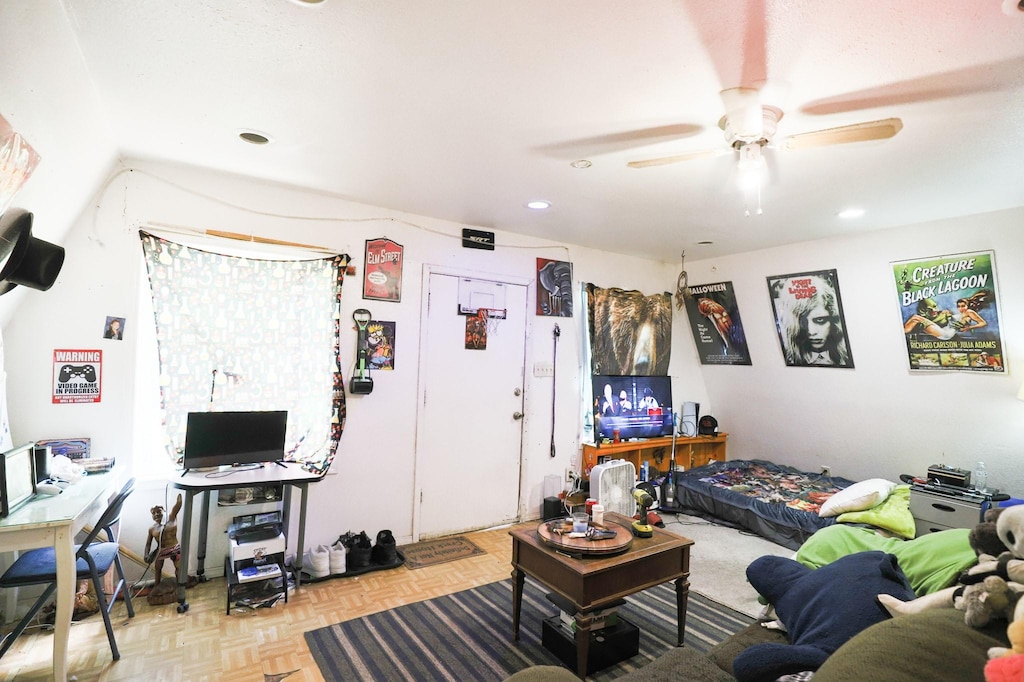 120 Jenny Ln, Weatherford, TX 76085 - living room featuring ceiling fan and recessed lighting