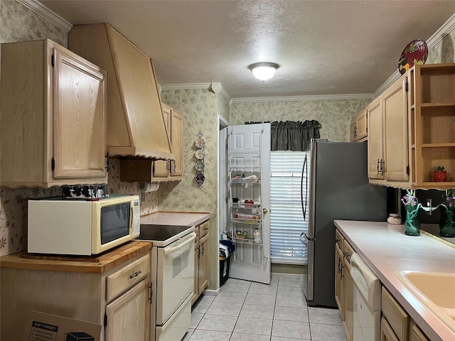 5505 Miami Dr, Rowlett, TX 75088 - kitchen featuring white appliances, wallpapered walls, open shelves, custom exhaust hood, and crown molding