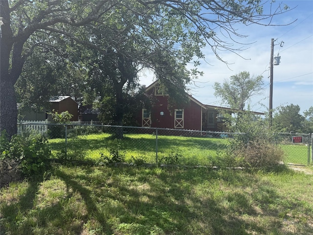 2810 N Mountain View Rd, Granbury, TX 76048 - view of yard