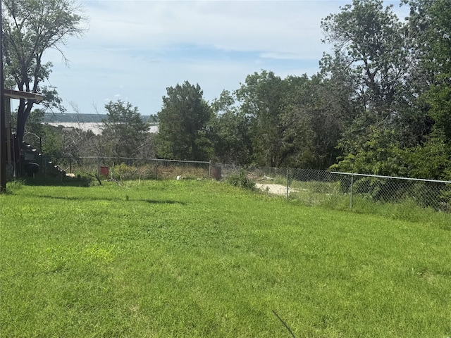 2810 N Mountain View Rd, Granbury, TX 76048 - view of yard