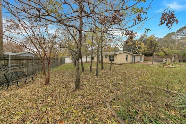 6225 Franwood Ter, Fort Worth, TX 76112 - view of yard