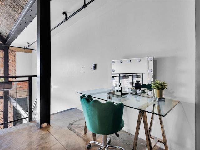 1122 Jackson St Unit 1103, Dallas, TX 75202 - office space featuring concrete flooring and healthy amount of natural light