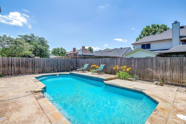 609 Huntington Ct, Grapevine, TX 76051 - view of pool with a patio and a fenced backyard