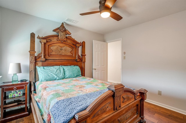 609 Huntington Ct, Grapevine, TX 76051 - bedroom with wood finished floors and ceiling fan