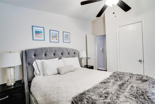 5712 Hudson St, Dallas, TX 75206 - bedroom featuring a ceiling fan