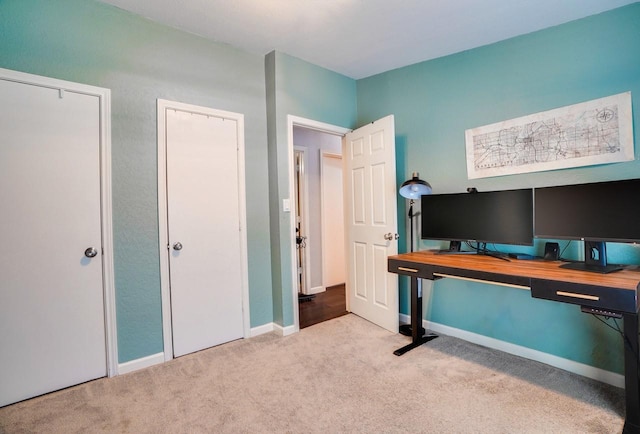 5712 Hudson St, Dallas, TX 75206 - carpeted office featuring baseboards